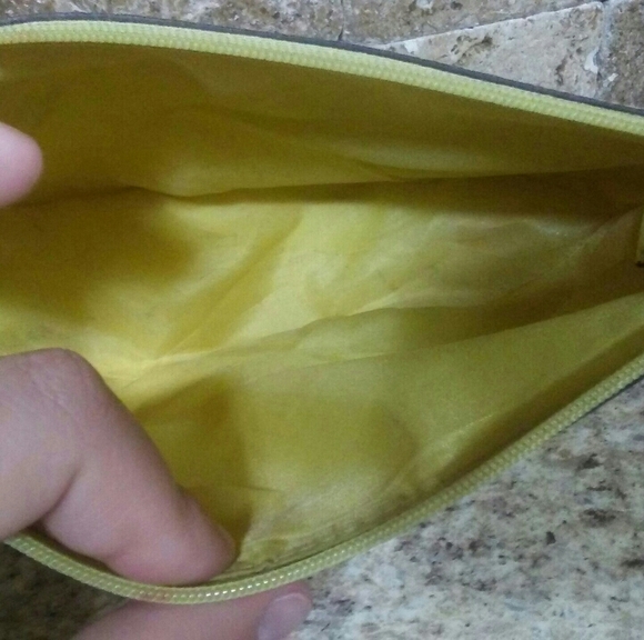 Estee Lauder Make-up Bags (2) - Picture 11 of 11